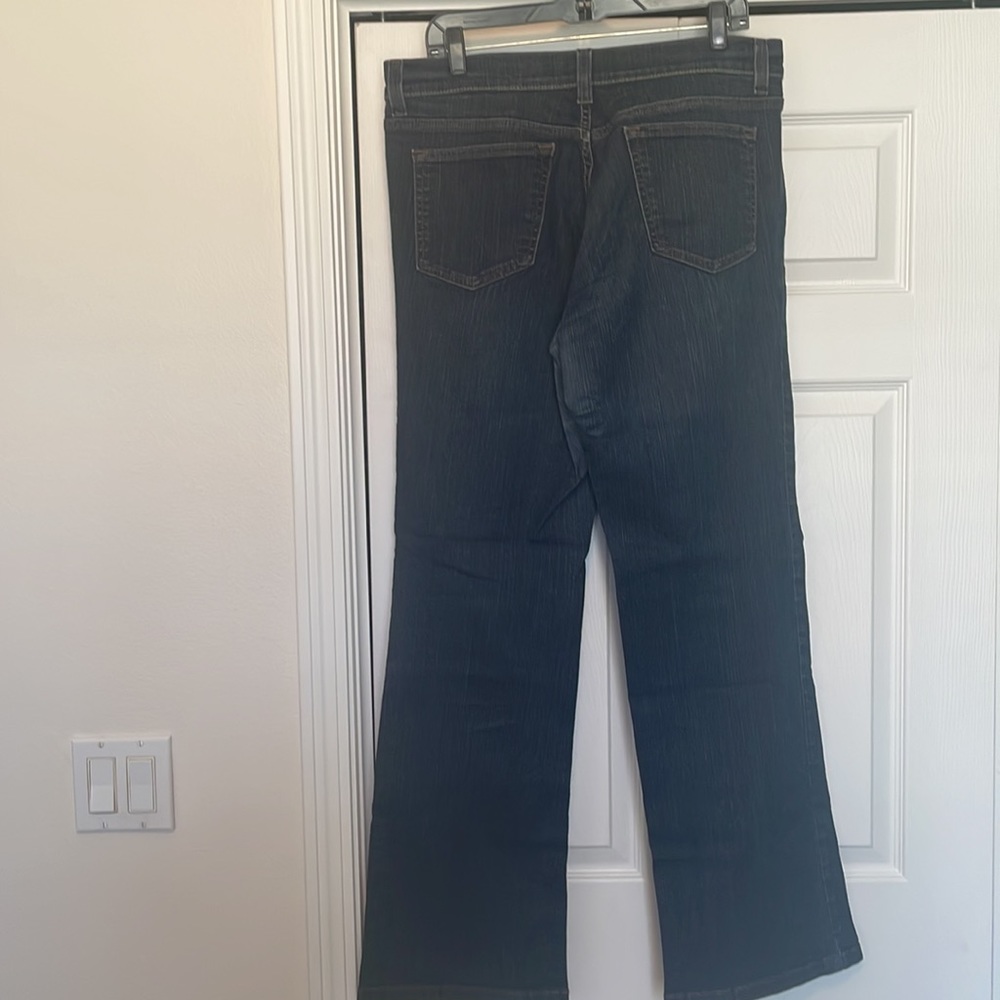 DKNY SOHO Jeans. Size 14L - Picture 3 of 6